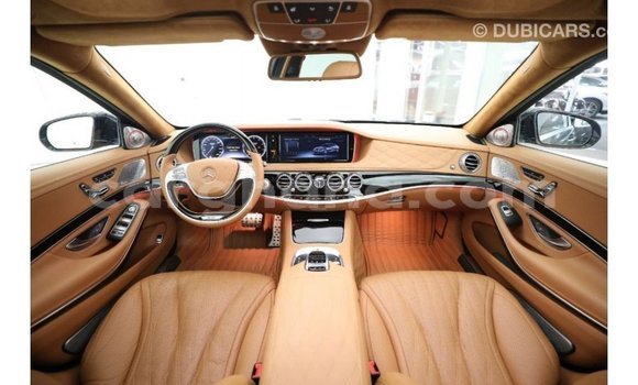 Ra Imported Mercedes‒Benz 600 Black Ọkọ̀ in Import - Dubai ni Ashanti Ra Imported Mercedes‒Benz 600 Black Ọkọ̀ in Import - Dubai ni Ashanti