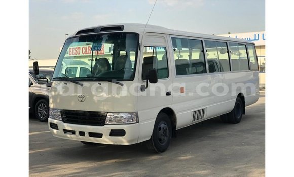 Ra Imported Toyota Coaster funfun Ọkọ̀ in Import - Dubai ni Ashanti Ra Imported Toyota Coaster funfun Ọkọ̀ in Import - Dubai ni Ashanti