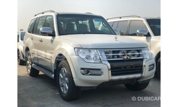 Ra Imported Mitsubishi Pajero funfun Ọkọ̀ in Import - Dubai ni Ashanti Ra Imported Mitsubishi Pajero funfun Ọkọ̀ in Import - Dubai ni Ashanti
