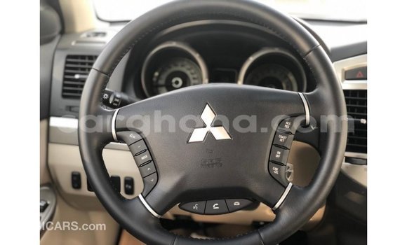 Ra Imported Mitsubishi Pajero Black Ọkọ̀ in Import - Dubai ni Ashanti Ra Imported Mitsubishi Pajero Black Ọkọ̀ in Import - Dubai ni Ashanti