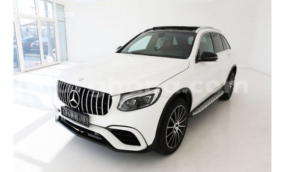Sayi Imported Mercedes‒Benz GLC White Mota in Import - Dubai a Ashanti Sayi Imported Mercedes‒Benz GLC White Mota in Import - Dubai a Ashanti