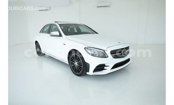 Sayi Imported Mercedes‒Benz 1117 White Babbar mota in Import - Dubai a Ashanti Sayi Imported Mercedes‒Benz 1117 White Babbar mota in Import - Dubai a Ashanti