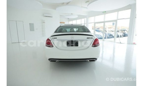 Sayi Imported Mercedes‒Benz 1117 White Babbar mota in Import - Dubai a Ashanti Sayi Imported Mercedes‒Benz 1117 White Babbar mota in Import - Dubai a Ashanti