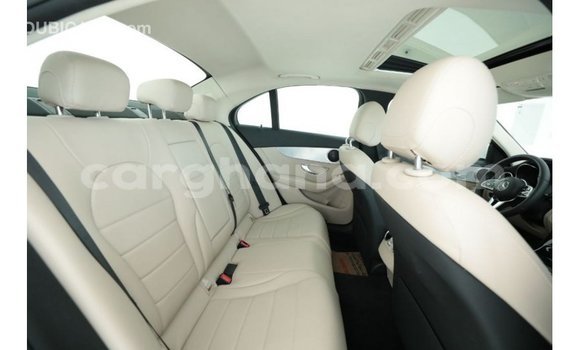 Sayi Imported Mercedes‒Benz 1117 White Babbar mota in Import - Dubai a Ashanti Sayi Imported Mercedes‒Benz 1117 White Babbar mota in Import - Dubai a Ashanti