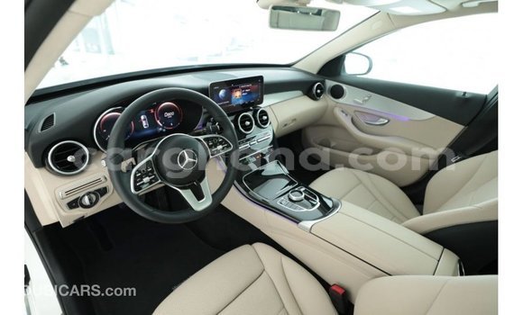 Sayi Imported Mercedes‒Benz 1117 White Babbar mota in Import - Dubai a Ashanti Sayi Imported Mercedes‒Benz 1117 White Babbar mota in Import - Dubai a Ashanti