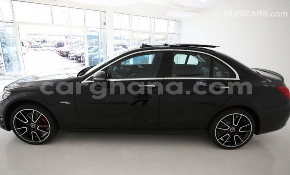 Ra Imported Mercedes‒Benz 1117 Black Ọkọ̀ akẹ́rù ńlá in Import - Dubai ni Ashanti Ra Imported Mercedes‒Benz 1117 Black Ọkọ̀ akẹ́rù ńlá in Import - Dubai ni Ashanti