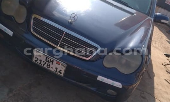 Ra Àlòkù Mercedes‒Benz C–Class Blue Ọkọ̀ in Accra ni Greater Accra