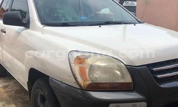 Buy Used Kia Sportage White Car in Accra in Greater Accra