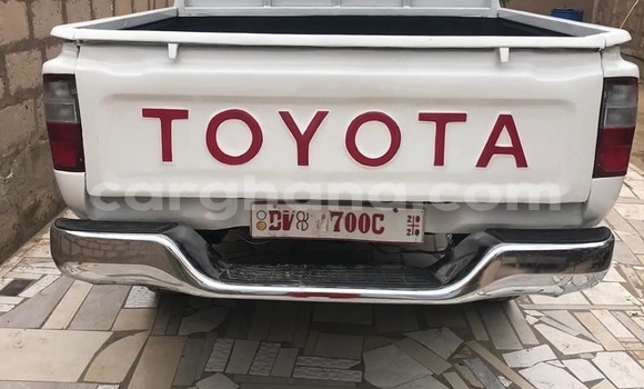 Buy Used Toyota Pickup White Car in Accra in Greater Accra Buy Used Toyota Pickup White Car in Accra in Greater Accra