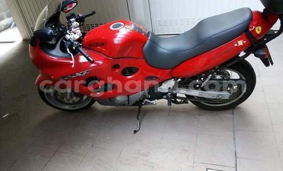 Ra Àlòkù Suzuki GSRX 600 Red Mọto in Sekondi–Takoradi Metropolitan ni Oorun Ra Àlòkù Suzuki GSRX 600 Red Mọto in Sekondi–Takoradi Metropolitan ni Oorun