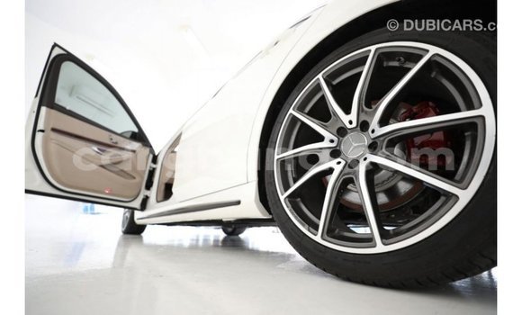 Buy Import Mercedes‒Benz 1117 White Truck in Import - Dubai in Ashanti Buy Import Mercedes‒Benz 1117 White Truck in Import - Dubai in Ashanti