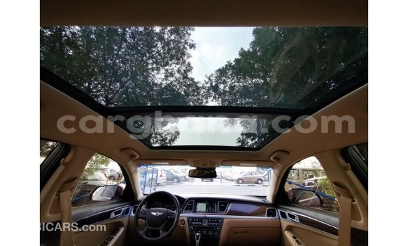 Sayi Imported Hyundai Genesis Red Mota in Import - Dubai a Ashanti Sayi Imported Hyundai Genesis Red Mota in Import - Dubai a Ashanti