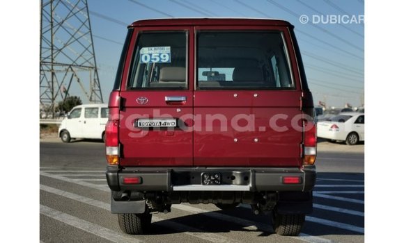 Sayi Imported Toyota Land Cruiser Red Mota in Import - Dubai a Ashanti Sayi Imported Toyota Land Cruiser Red Mota in Import - Dubai a Ashanti