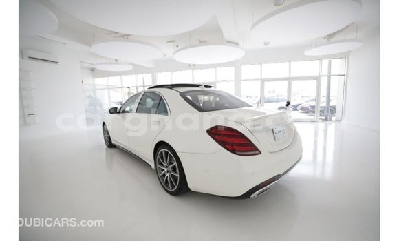 Sayi Imported Mercedes‒Benz 1117 White Babbar mota in Import - Dubai a Ashanti Sayi Imported Mercedes‒Benz 1117 White Babbar mota in Import - Dubai a Ashanti
