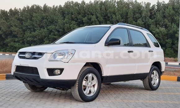 Buy Import Kia Sportage White Car in Import - Dubai in Ashanti Buy Import Kia Sportage White Car in Import - Dubai in Ashanti