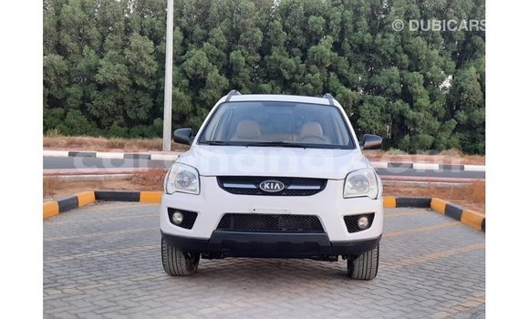 Buy Import Kia Sportage White Car in Import - Dubai in Ashanti Buy Import Kia Sportage White Car in Import - Dubai in Ashanti