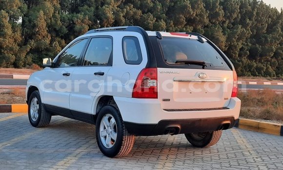 Buy Import Kia Sportage White Car in Import - Dubai in Ashanti Buy Import Kia Sportage White Car in Import - Dubai in Ashanti