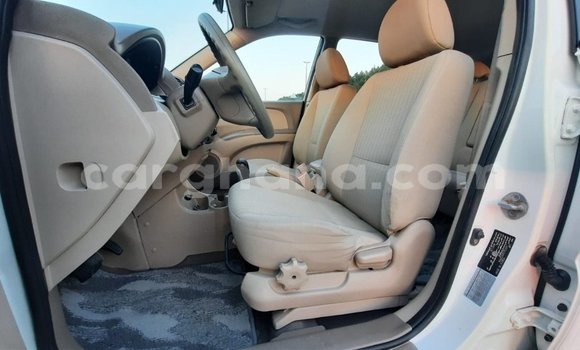 Buy Import Kia Sportage White Car in Import - Dubai in Ashanti Buy Import Kia Sportage White Car in Import - Dubai in Ashanti