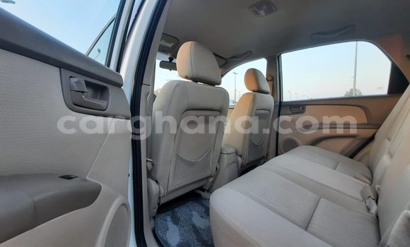 Buy Import Kia Sportage White Car in Import - Dubai in Ashanti Buy Import Kia Sportage White Car in Import - Dubai in Ashanti