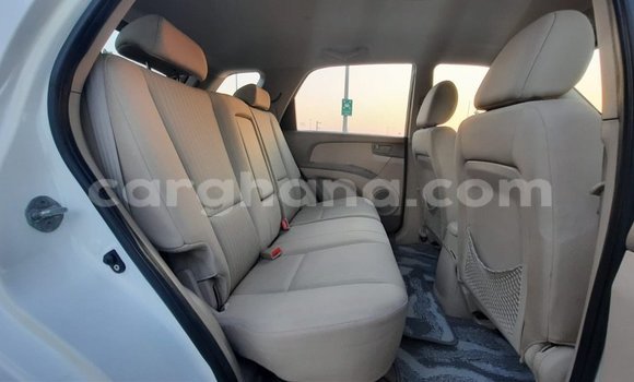 Buy Import Kia Sportage White Car in Import - Dubai in Ashanti Buy Import Kia Sportage White Car in Import - Dubai in Ashanti