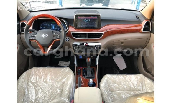 Buy Import Hyundai Tucson White Car in Import - Dubai in Ashanti Buy Import Hyundai Tucson White Car in Import - Dubai in Ashanti