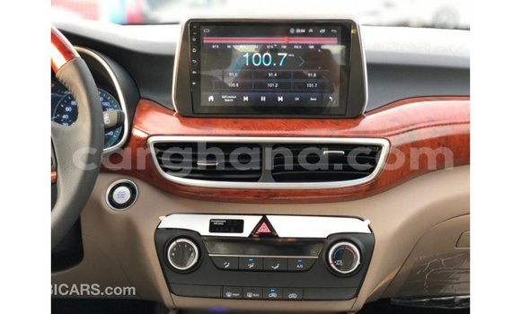 Buy Import Hyundai Tucson White Car in Import - Dubai in Ashanti Buy Import Hyundai Tucson White Car in Import - Dubai in Ashanti