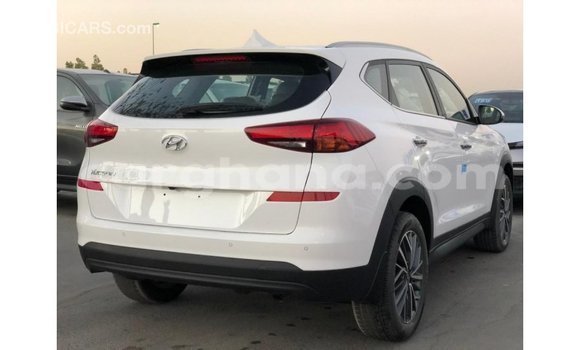 Buy Import Hyundai Tucson White Car in Import - Dubai in Ashanti Buy Import Hyundai Tucson White Car in Import - Dubai in Ashanti