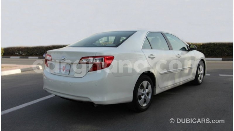 Big with watermark toyota camry ashanti import dubai 12392