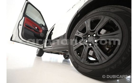 Ra Imported Land Rover Range Rover funfun Ọkọ̀ in Import - Dubai ni Ashanti Ra Imported Land Rover Range Rover funfun Ọkọ̀ in Import - Dubai ni Ashanti