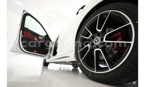 Ra Imported Mercedes‒Benz 1117 funfun Ọkọ̀ akẹ́rù ńlá in Import - Dubai ni Ashanti Ra Imported Mercedes‒Benz 1117 funfun Ọkọ̀ akẹ́rù ńlá in Import - Dubai ni Ashanti