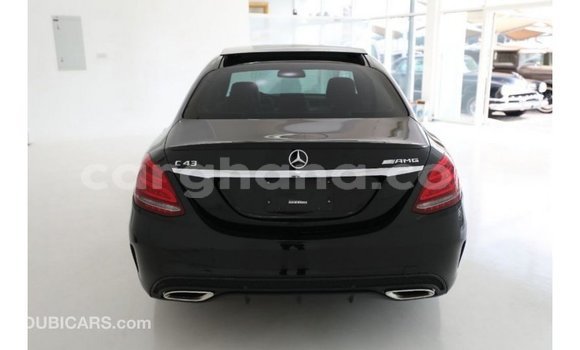 Ra Imported Mercedes‒Benz 1117 Black Ọkọ̀ akẹ́rù ńlá in Import - Dubai ni Ashanti Ra Imported Mercedes‒Benz 1117 Black Ọkọ̀ akẹ́rù ńlá in Import - Dubai ni Ashanti