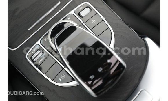 Ra Imported Mercedes‒Benz 1117 Black Ọkọ̀ akẹ́rù ńlá in Import - Dubai ni Ashanti Ra Imported Mercedes‒Benz 1117 Black Ọkọ̀ akẹ́rù ńlá in Import - Dubai ni Ashanti