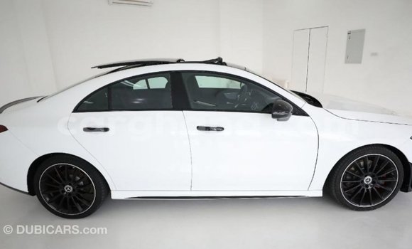 Sayi Imported Mercedes‒Benz 250 White Mota in Import - Dubai a Ashanti Sayi Imported Mercedes‒Benz 250 White Mota in Import - Dubai a Ashanti