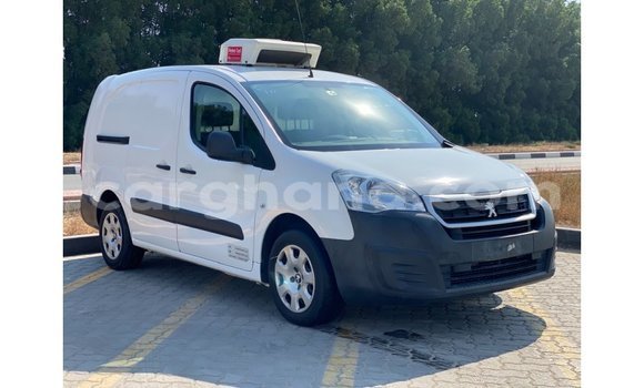 Buy Import Peugeot Partner White Car in Import - Dubai in Ashanti