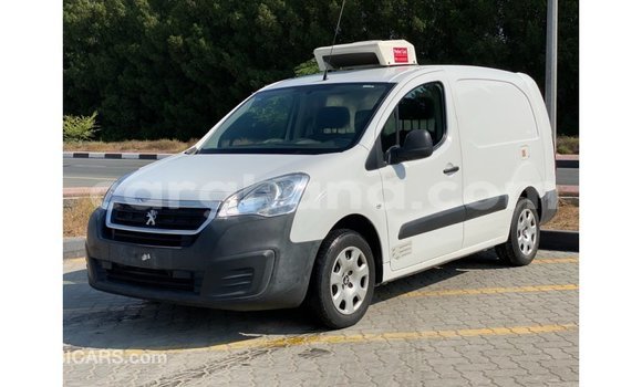 Ra Imported Peugeot Partner funfun Ọkọ̀ in Import - Dubai ni Ashanti Ra Imported Peugeot Partner funfun Ọkọ̀ in Import - Dubai ni Ashanti