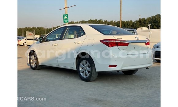 Buy Import Toyota Corolla White Car in Import - Dubai in Ashanti Buy Import Toyota Corolla White Car in Import - Dubai in Ashanti