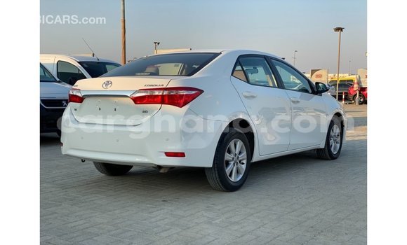 Buy Import Toyota Corolla White Car in Import - Dubai in Ashanti Buy Import Toyota Corolla White Car in Import - Dubai in Ashanti