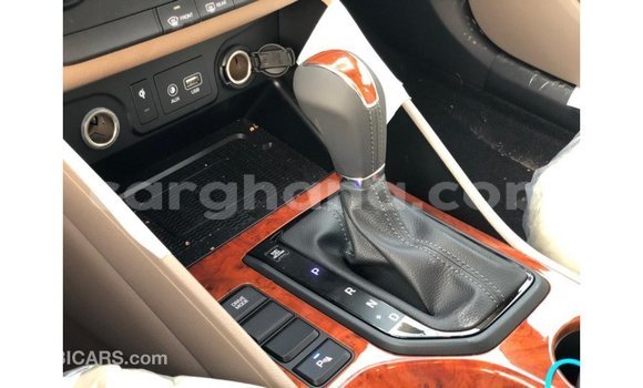 Sayi Imported Hyundai Tucson White Mota in Import - Dubai a Ashanti Sayi Imported Hyundai Tucson White Mota in Import - Dubai a Ashanti