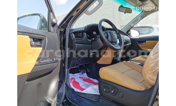 Sayi Imported Toyota Fortuner Black Mota in Import - Dubai a Ashanti Sayi Imported Toyota Fortuner Black Mota in Import - Dubai a Ashanti