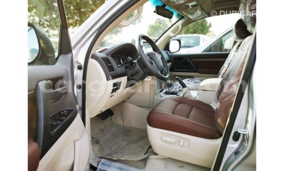 Sayi Imported Toyota Land Cruiser Sauran Mota in Import - Dubai a Ashanti Sayi Imported Toyota Land Cruiser Sauran Mota in Import - Dubai a Ashanti