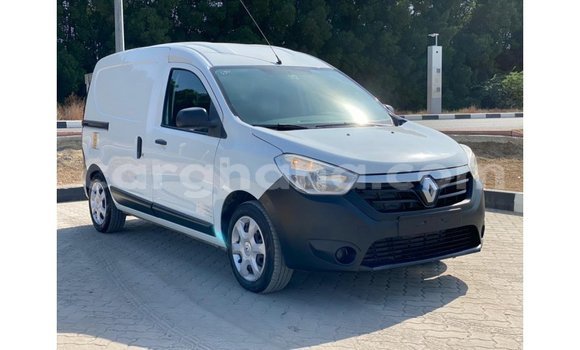 Buy Import Renault 6 White Car in Import - Dubai in Ashanti