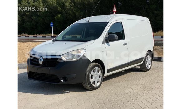 Sayi Imported Renault 6 White Mota in Import - Dubai a Ashanti Sayi Imported Renault 6 White Mota in Import - Dubai a Ashanti