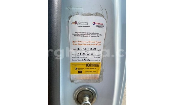 Sayi Imported Renault 6 White Mota in Import - Dubai a Ashanti Sayi Imported Renault 6 White Mota in Import - Dubai a Ashanti