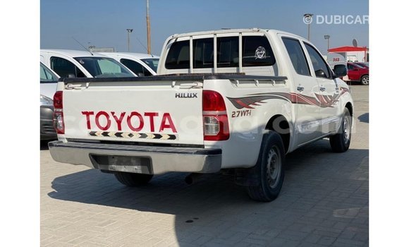Buy Import Toyota Hilux White Car in Import - Dubai in Ashanti Buy Import Toyota Hilux White Car in Import - Dubai in Ashanti