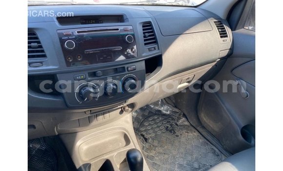 Buy Import Toyota Hilux White Car in Import - Dubai in Ashanti Buy Import Toyota Hilux White Car in Import - Dubai in Ashanti