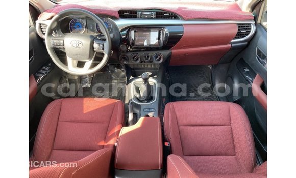 Buy Import Toyota Hilux White Car in Import - Dubai in Ashanti Buy Import Toyota Hilux White Car in Import - Dubai in Ashanti
