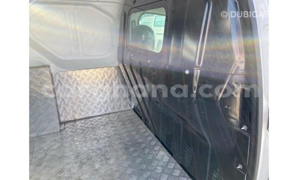 Buy Import Renault 6 White Car in Import - Dubai in Ashanti Buy Import Renault 6 White Car in Import - Dubai in Ashanti