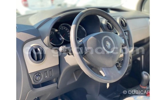 Buy Import Renault 6 White Car in Import - Dubai in Ashanti Buy Import Renault 6 White Car in Import - Dubai in Ashanti