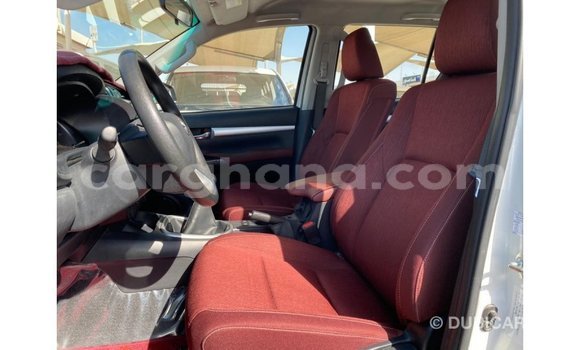Sayi Imported Toyota Hilux White Mota in Import - Dubai a Ashanti Sayi Imported Toyota Hilux White Mota in Import - Dubai a Ashanti