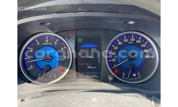 Sayi Imported Toyota Hilux White Mota in Import - Dubai a Ashanti Sayi Imported Toyota Hilux White Mota in Import - Dubai a Ashanti